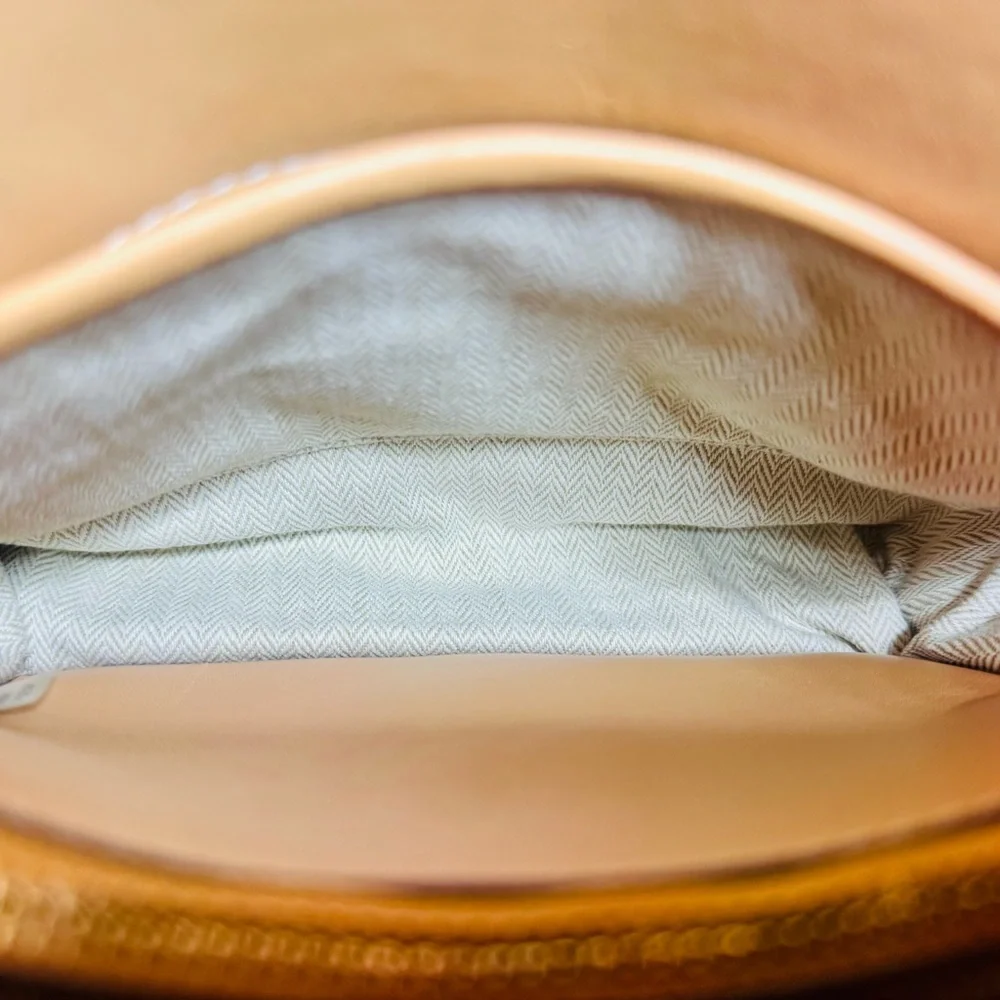 Tory Burch Tan and Cream Crossbody Bag - Picture 7 of 8